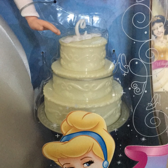 Cinderella Special Edition- Royal Wedding - Picture 4 of 7